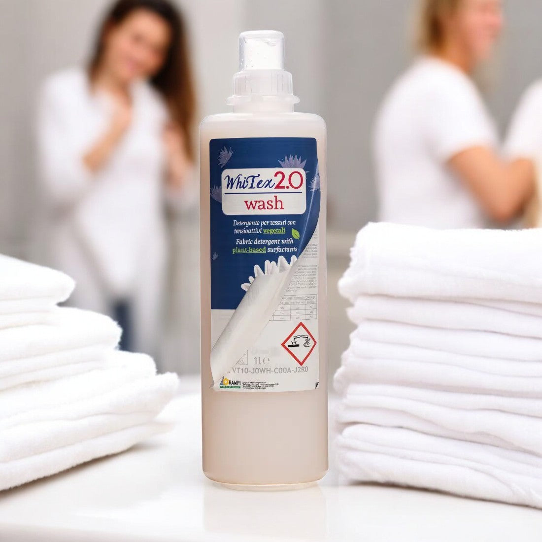 Detergent lichid haine albe, Whitex, 1L